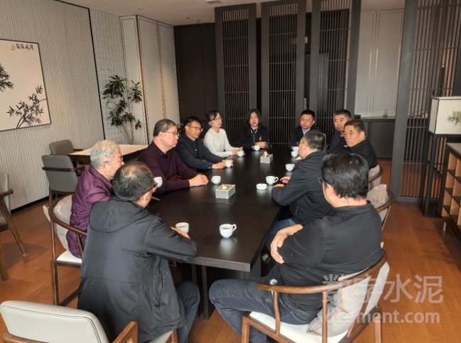 中國水泥協會副會長兼秘書長王郁濤一行赴金隅冀東水泥調研座談